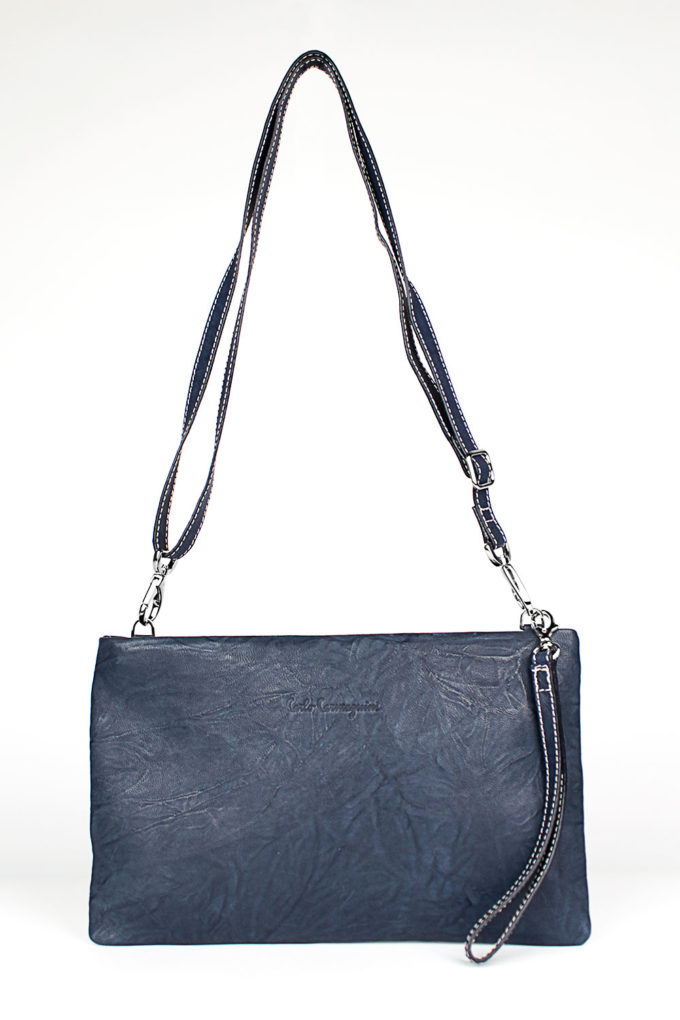 carlo carmagnini, essential bag, minimal leather bag, leather bag, unisex leather bag, essential leather bag, borsa in pelle, made in italy, made in firenze, soft leather bag, light leather bag, firenze